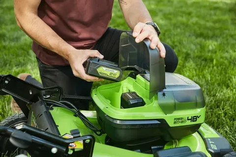 The Pros and Cons of Using a Battery Powered Lawn Mower