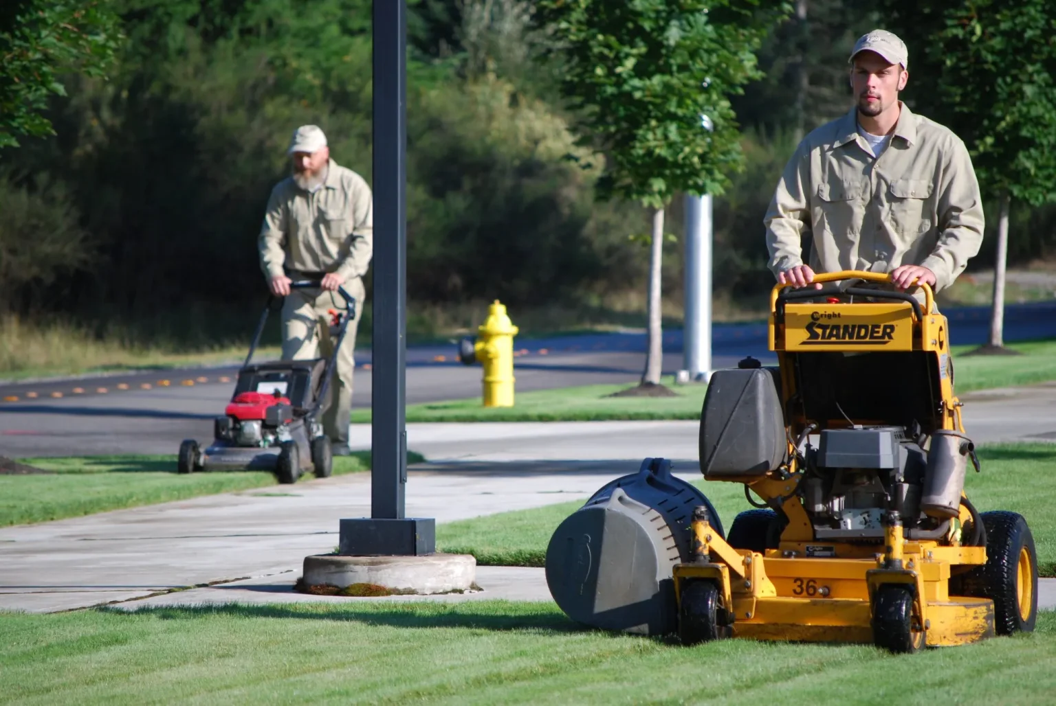 How Remote Control Lawn Mowers Save You Time and Energy